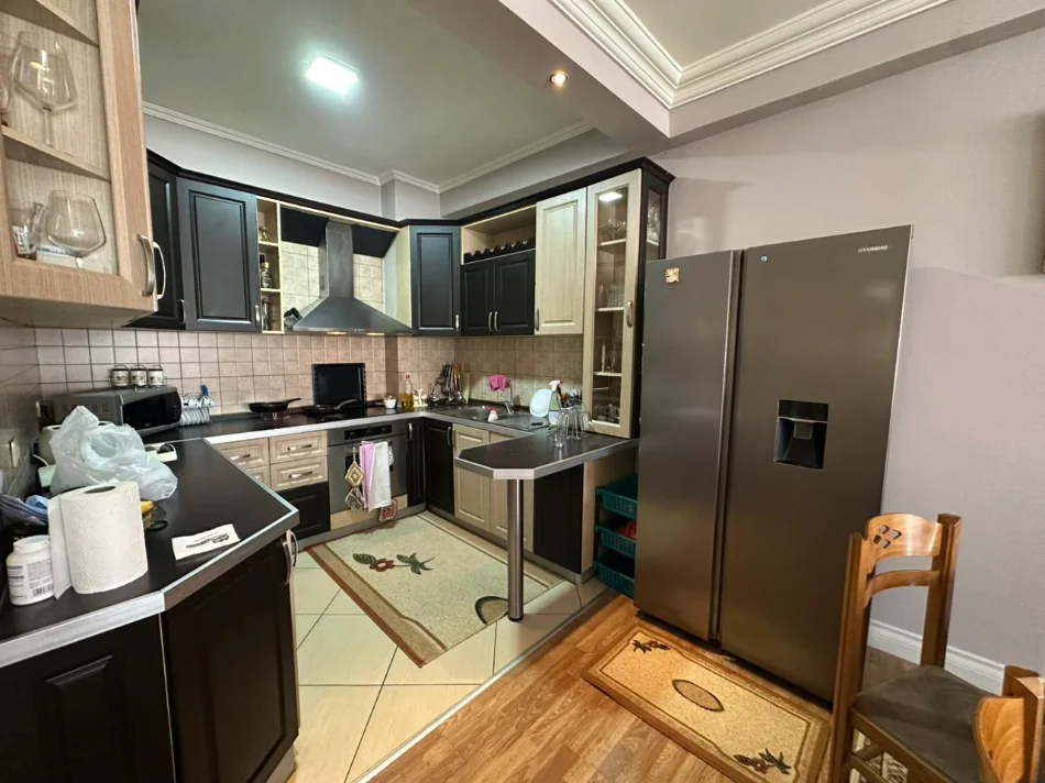 Tirane, shitet apartament 3+1+Ballkon , 159 m² 218.400 € (Rruga Mikel Maruli)