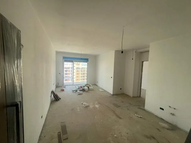 Tirane, shitet apartament 1+1 Kati 7, 105.270 Euro (Bulevardi Ri)