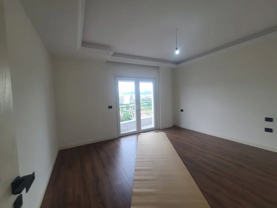 Tirane, shitet apartament 2+1 Kati 7, 118 m² 145.000 € (Astir mbrapa Kompleksit Fratari)
