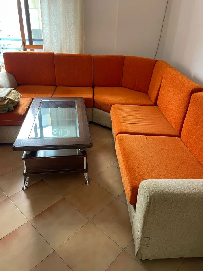 Tirane, jepet me qera apartament 2+1 Kati 3, 450 € (Riza Çuka)