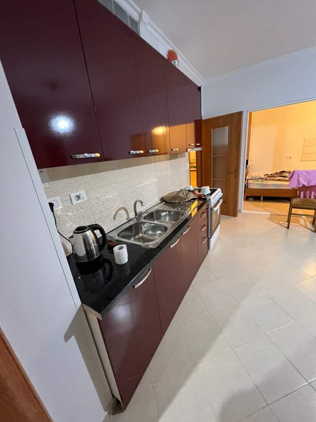 Tirane, jepet me qera apartament Kati 2, 80 m² 350 Euro