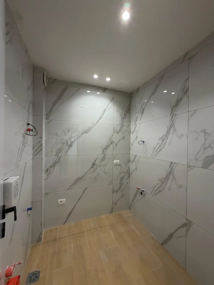Durres, shitet apartament 2+1+Ballkon Kati 7, 95 m² 108.000 € 