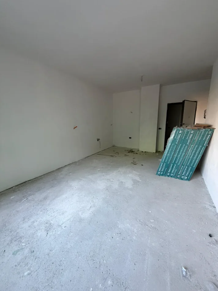 Tirane, shitet apartament 2+1 Kati 2, 121 m² 181.350 € (ARB&amp;TRANS 5 MAJI)