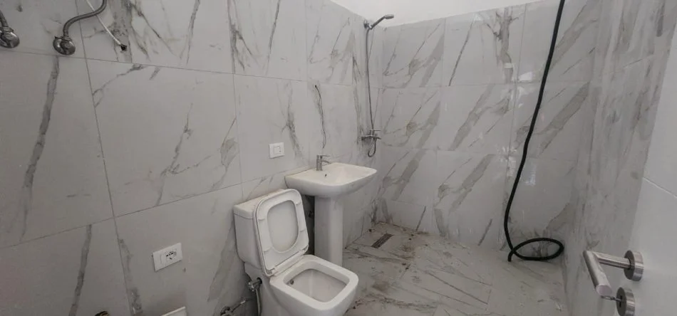 Lezhe, shitet apartament 2+1+Ballkon Kati 0, 105 m² 126.000 € (ne Tale)