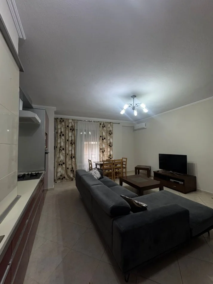 Tirane, jepet me qera apartament 2+1 Kati 3, 94 m² (Rrapo hekali)