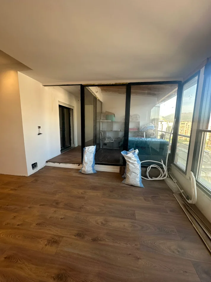Tirane, shitet apartament 2+1+Ballkon Kati 10, 105 m² 290.000 € (KOMPLEKSI DELIJORGJI)