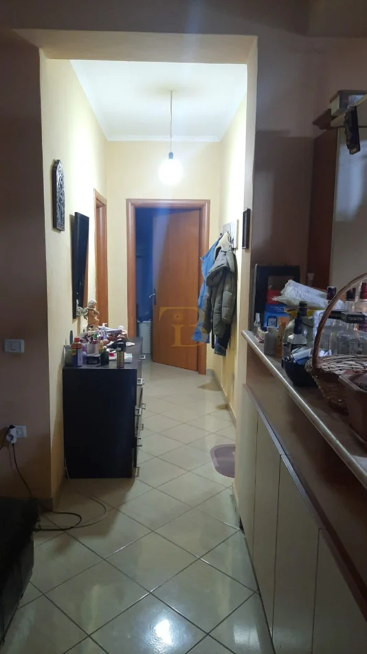 Tirane, shes apartament 2+1+Ballkon Kati 5, 105 m² 160.000 € (Astir)