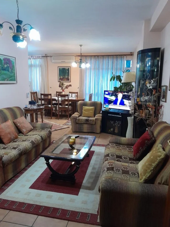 Tirane, shitet apartament 3+1+2,Kati 3, 120 m² 265,000 € (9-Katëshet)
