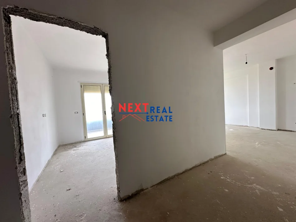 REZERVO PRONEN VETEM ME 500€! SHITET APARTAMENT 2+1 NE LUNGOMARE, VLORE