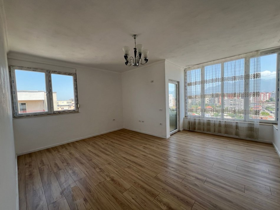 Tirane, shitet apartament 1+1+Ballkon Kati 9, 65 m² 89.000 € (Rr. Besim Alla Tirane ( tek rrethrotullimi- ne (Yzberisht Tirane))