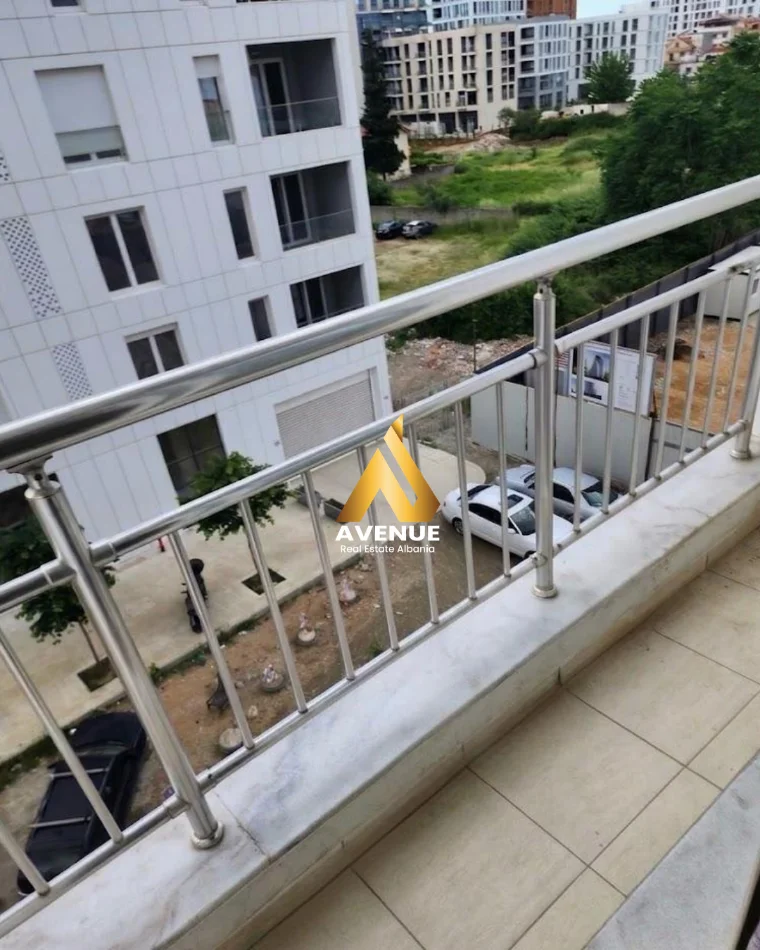 Tirane, jepet me qera apartament 2+1 Kati 3, 100 m² 550 € (Bulevardi Ri)