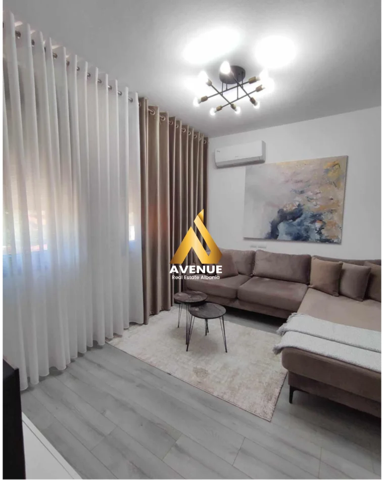 Tirane, jepet me qera apartament 1+1 Kati 1, 60 m² 490 € (konferenca e pezes)