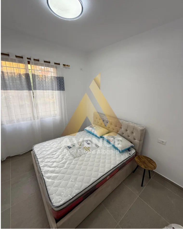 Tirane, jepet me qera apartament 1+1+Ballkon Kati 4, 50 m² 520 € (Rruga Hamdi Pepo)