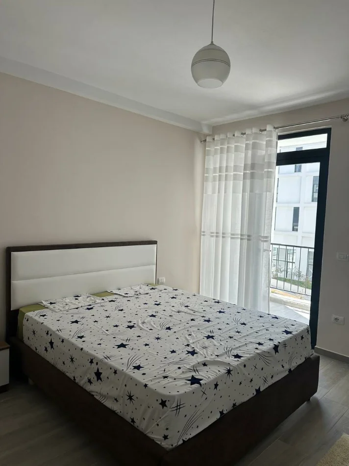 Tirane, jepet me qera apartament 1+1 Kati 2, 78 m² 420 € (5 Maji)