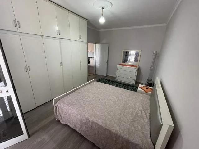 Tirane, jepet me qera apartament 2+1+BLK Kati 2, 130 m² 500 Euro (Rruga Tirane-Elbasan)