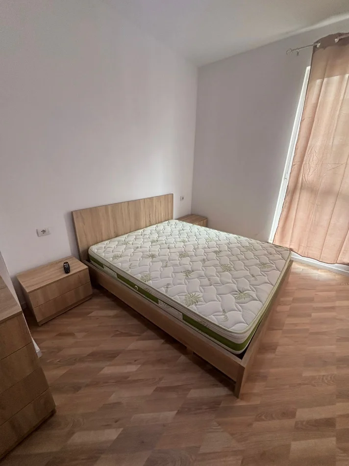jepet me qera apartament