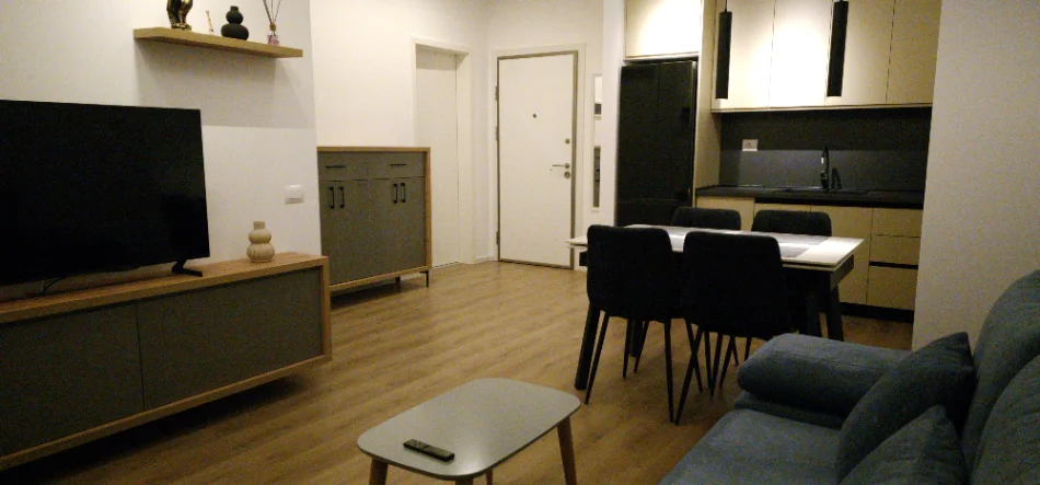 Tirane, jepet me qera apartament 1+1 Kati 4, 60 m² 420 € (Kompleksi Kaimi)
