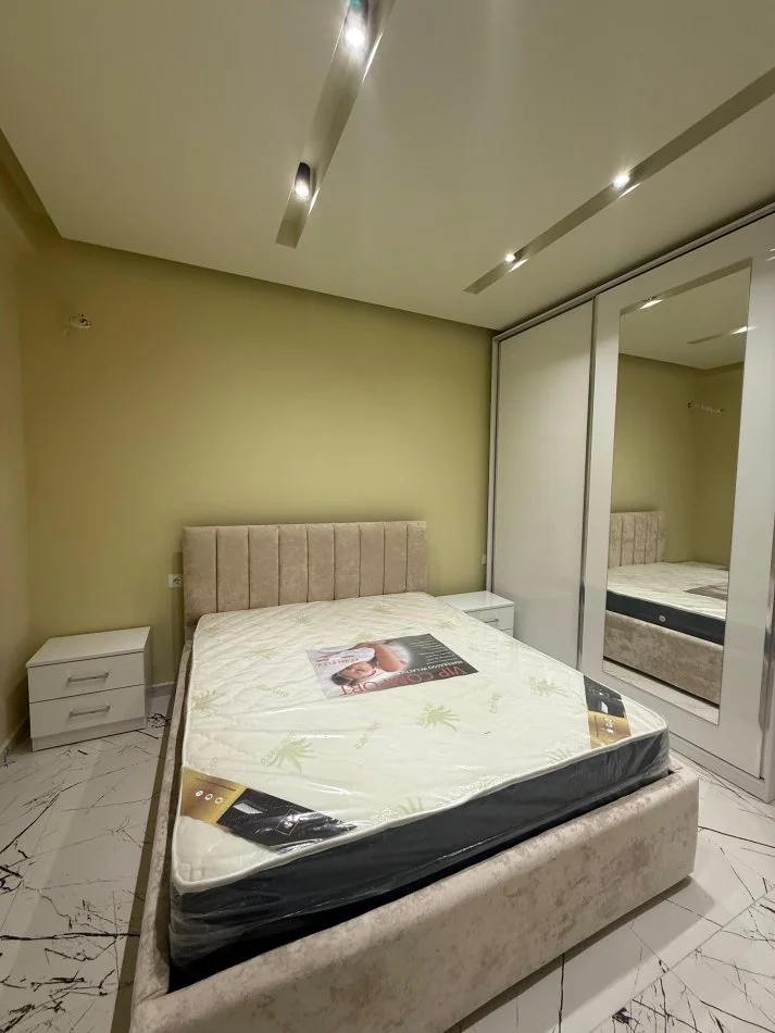 Tirane, jepet me qera apartament 1+1 Kati 3, 71 m² 400 € (Rruga ramazan gaxherri)