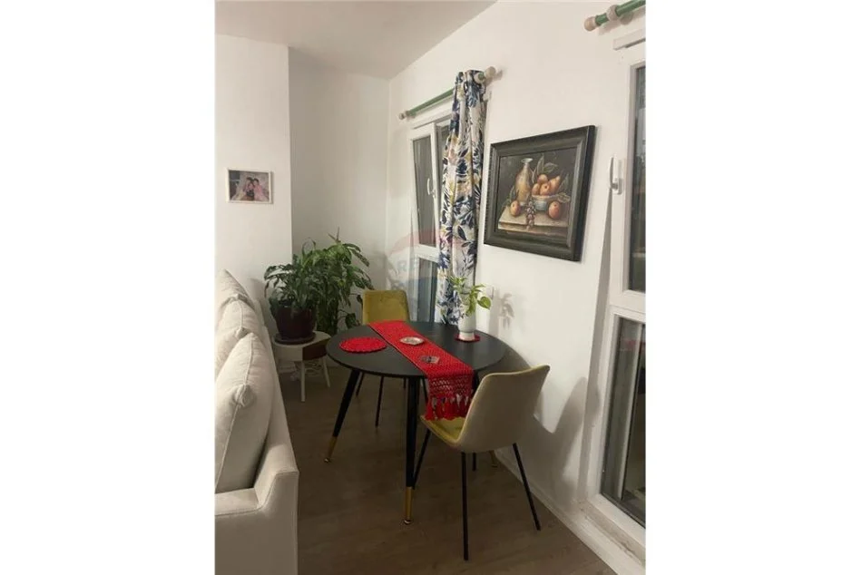 Tirane, shes apartament 2+1, Kati 2, 87 m² 107000 € (Univers City)