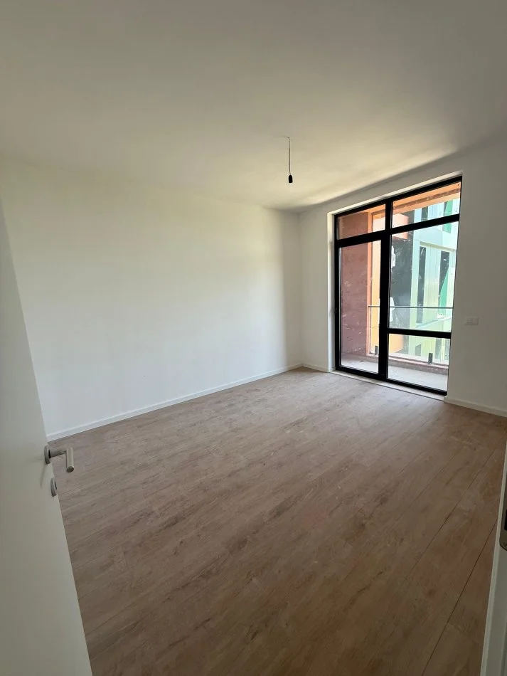 Tirane, shitet apartament 1+1 Kati 3, 78 m² 163.000 € (bulevardi i ri)