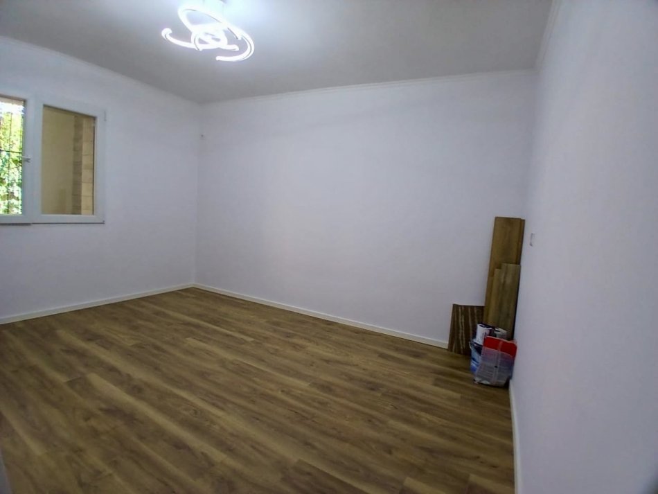 Tirane, shitet apartament 2+1+Aneks+Ballkon Kati 1, 70 m² 128.000 € (ish Tregu Elektrik Rr, Todi Shkurti)
