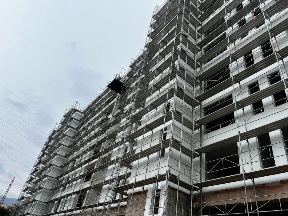 Tirane, shitet apartament 2+1+Ballkon Kati 2, 125 m² 119.130 € (Paskuqan)