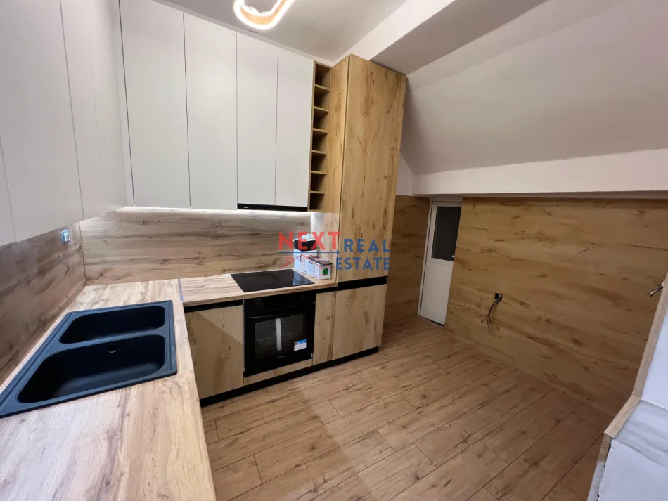 Vlore, shitet apartament 2+1+Ballkon Kati 1, 127 m² 135.000 € (VLORE)