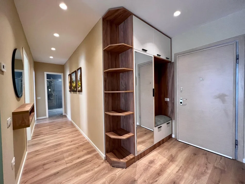 Tirane, jepet me qera apartament 2+1 Kati 3, 103 m² 1.000 € (Rruga elbasanit)