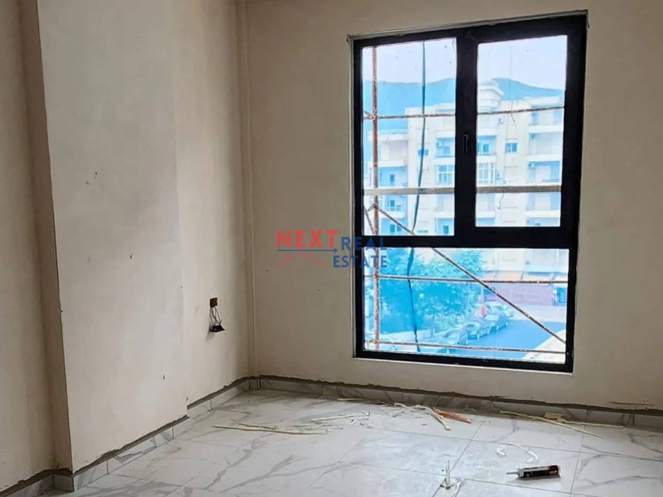 REZERVO PRONEN VETEM ME 500€! Vlore, shitet apartament 2+1+Ballkon , 103 m² 115.000 € (ORIKUM)