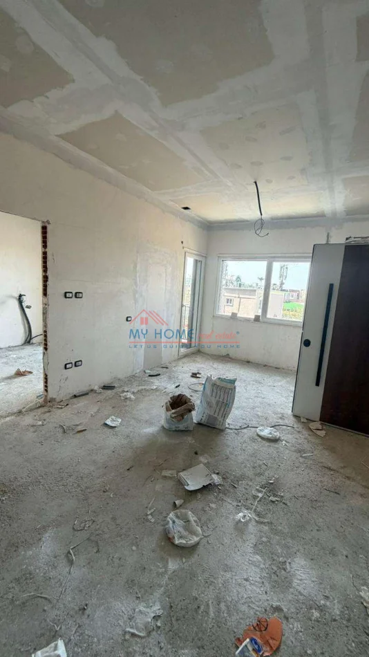 Tirane, shitet apartament 1+1+Ballkon Kati 7, 54 m² 125.000 € (Rruga e Kavajes)