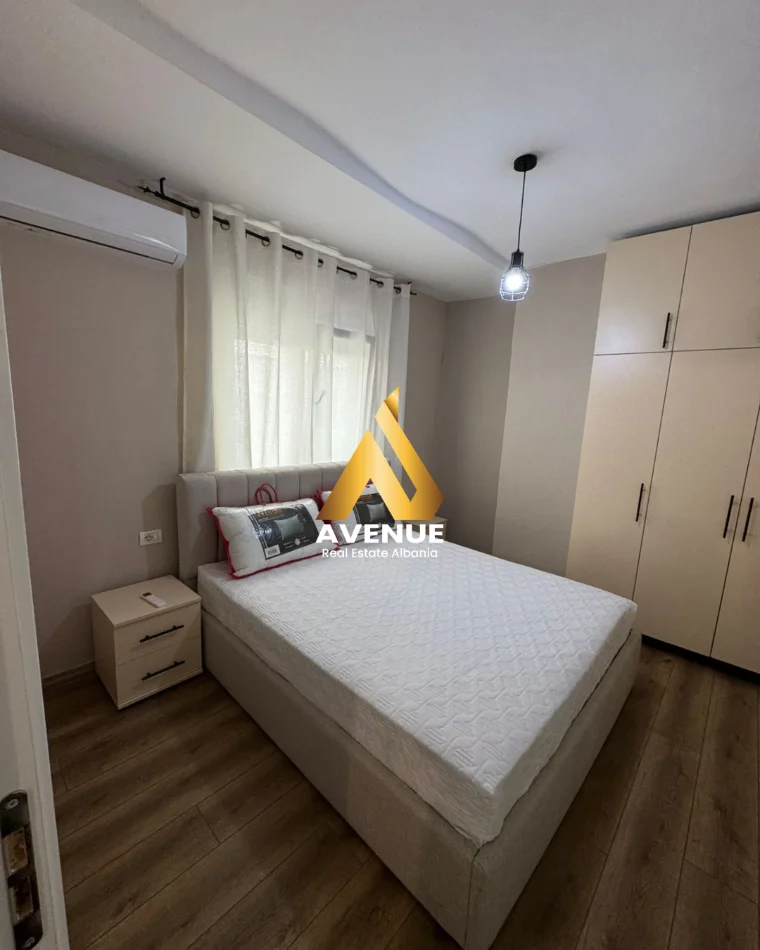 Durres, jepet me qera apartament 2+1 Kati 8, 500 € (Rruga Abdul Pajo)