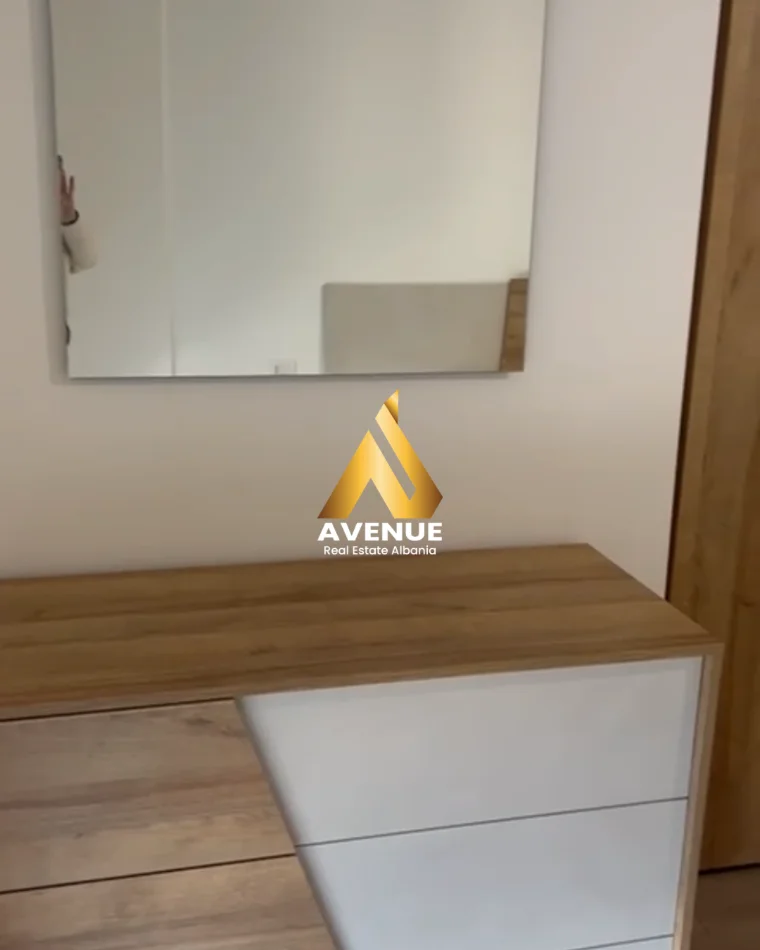 Shqiperi, jepet me qera apartament 1+1 Kati 2, 65 m² 500 € (Rruga 29 nentori)