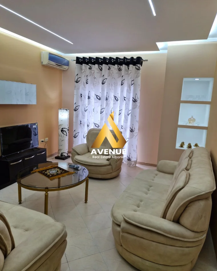 Shqiperi, jepet me qera apartament 2+1 Kati 5, 106 m² 750 € (Rruga ndreko rino)