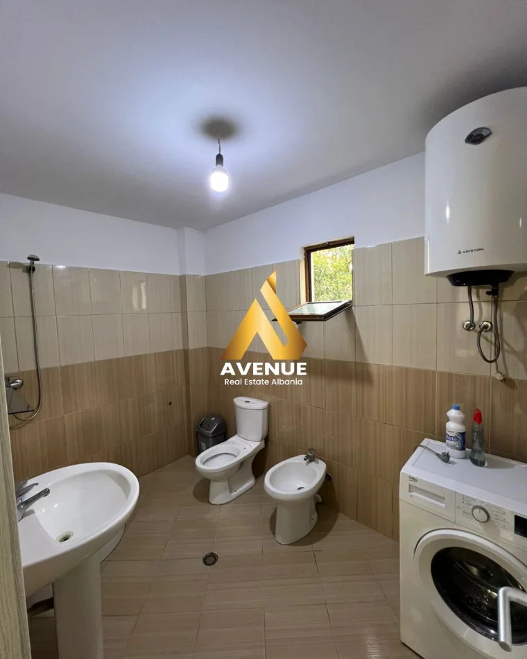 Shqiperi, jepet me qera apartament 2+1 Kati 1, 70 m² 450 € (Rruga Imer Beqiri)