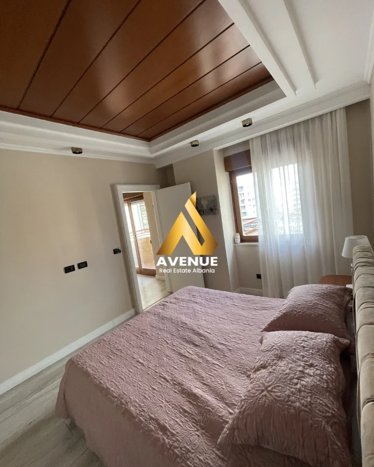 Shqiperi, jepet me qera apartament 1+1 Kati 7, 850 € (Rruga e Barrikadave)