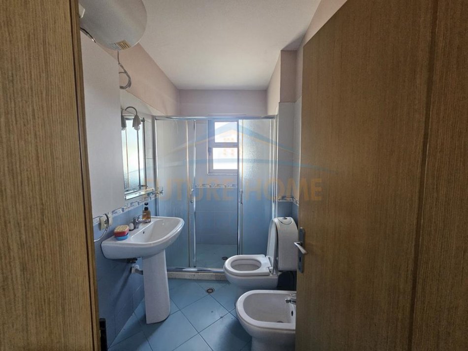 Tirane, shitet apartament duplex Dublex , 112 m² 160.000 €