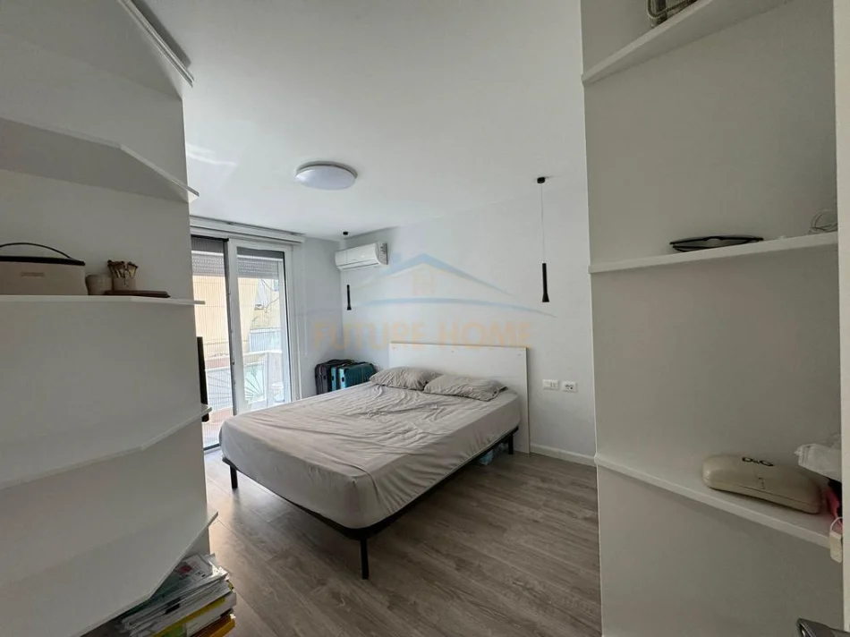 Tirane, shitet apartament 2+1 Kati 3, 91 m² 350.000 € (BLLOK)