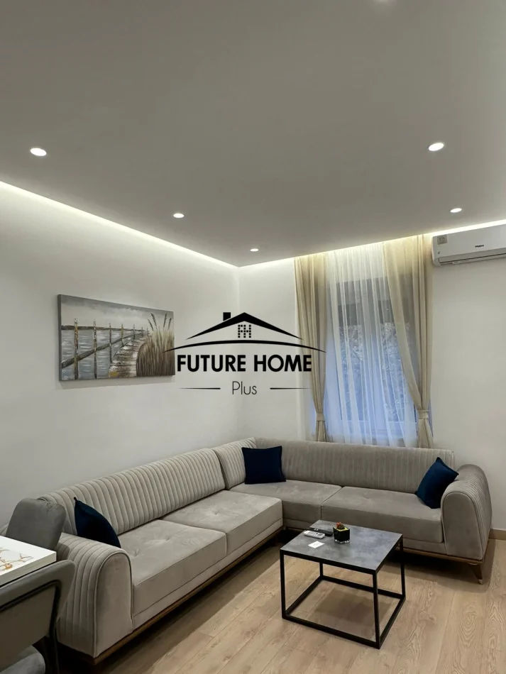 Shqiperi, jepet me qera apartament 1+1 Kati 2, 40 m² 700 € (pallatet agimi)