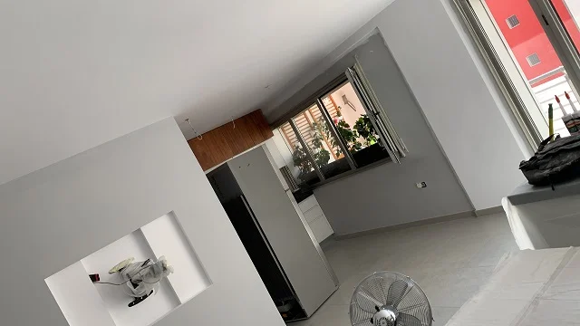 Bojaxhi Tirane ofron sherbime ne lyerje - patinime - stukime - profesionalizem ,korrektesi, shpejtesi, cmimi per m²