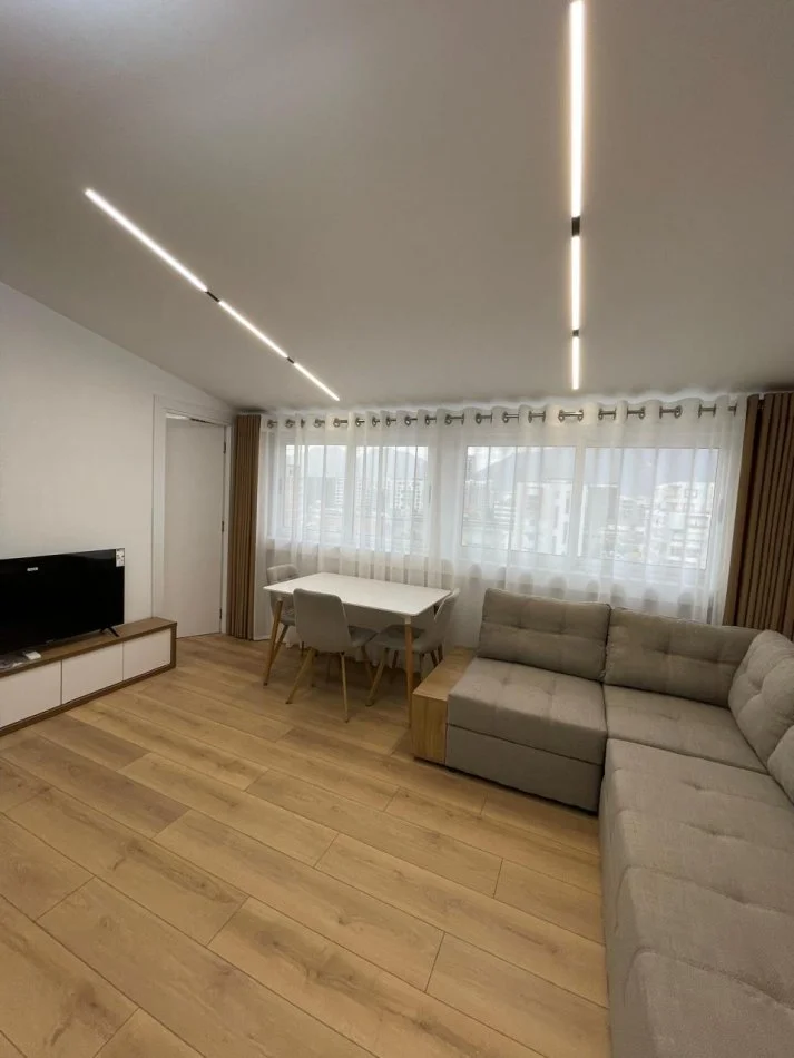 Tirane, shitet apartament 1+1 Kati 8, 55 m² 89.000 € (DON BOSKO)