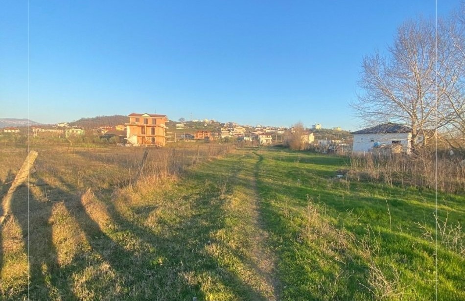 Tirane, shitet toke , 18.000 m² 1.800.000 € (Vorë, Tiranë, TT 1804)