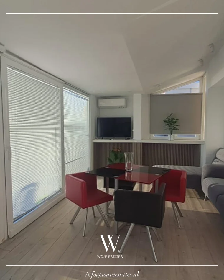 Durres, jepet me qera apartament 2+1 , 100 m² 1.000 € (Plazh, Lagja 13)