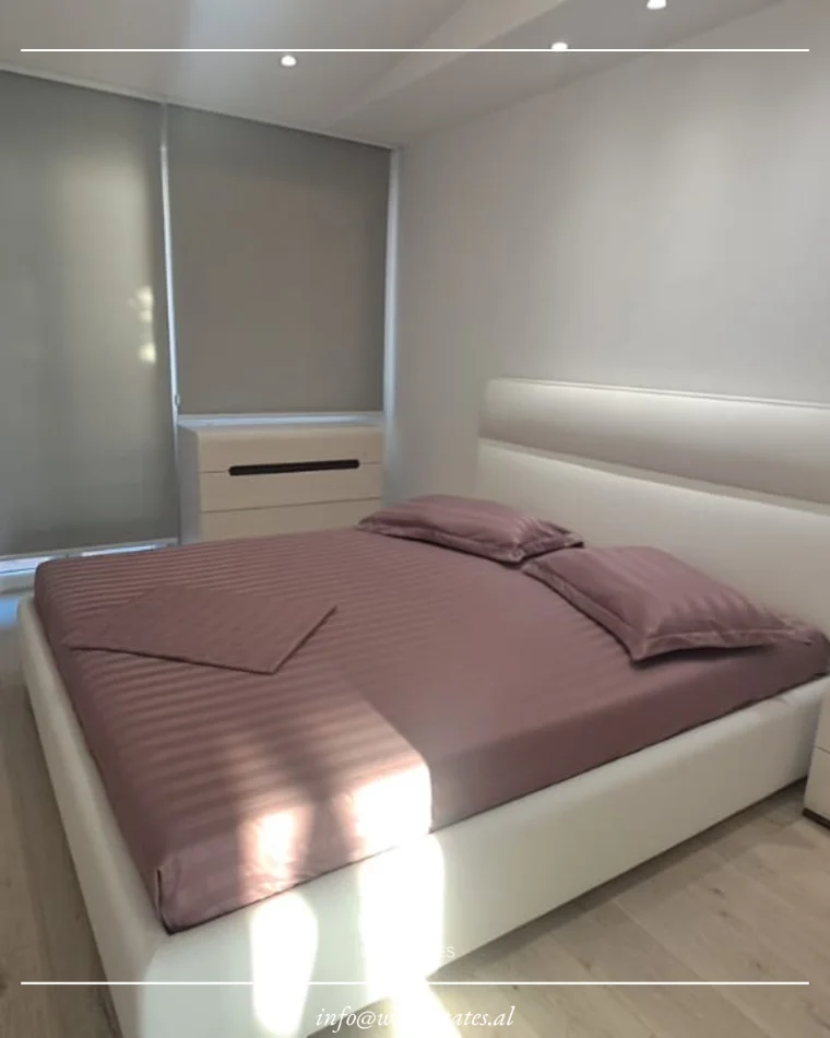 Durres, jepet me qera apartament 2+1 , 100 m² 1.000 € (Plazh, Lagja 13)