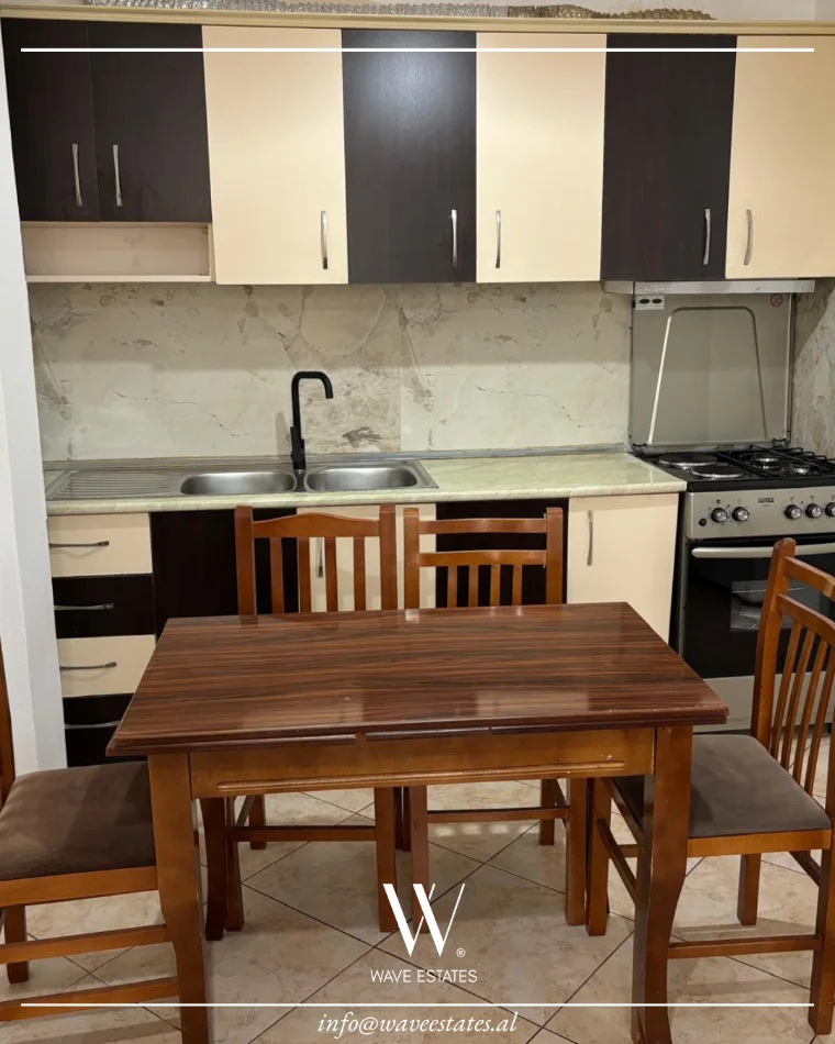 Durres, jepet me qera 2+1 , 70 m² (Ish Rajoni)