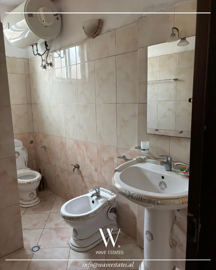 Durres, jepet me qera 2+1 , 70 m² (Ish Rajoni)