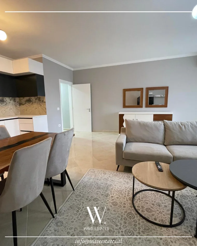 Durres, jepet me qera apartament 1+1 , 75 m² 550 € (Rruga e Portit)
