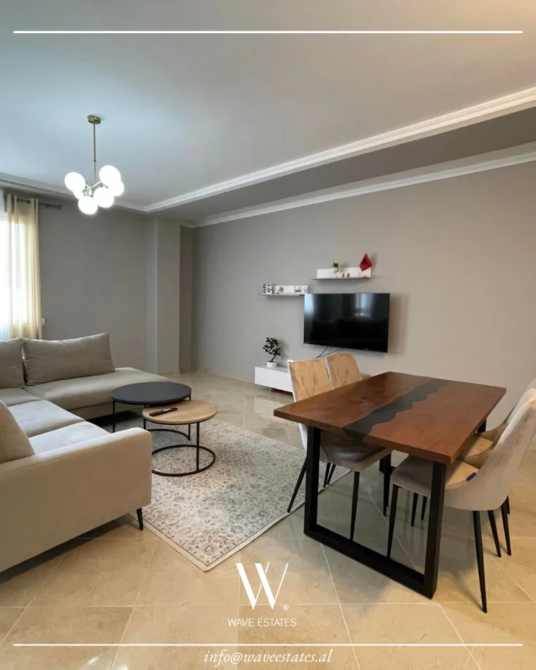 Durres, jepet me qera apartament 1+1 , 75 m² 550 € (Rruga e Portit)