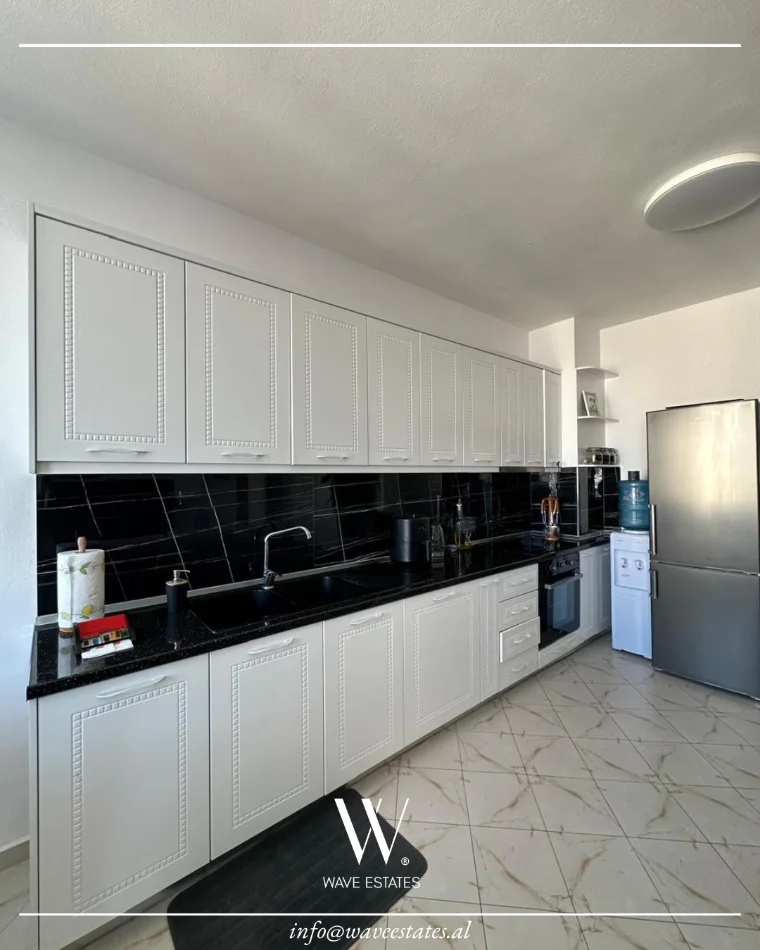 Durres, jepet me qera 2+1 , 112 m² 1.200 € (Vollga)