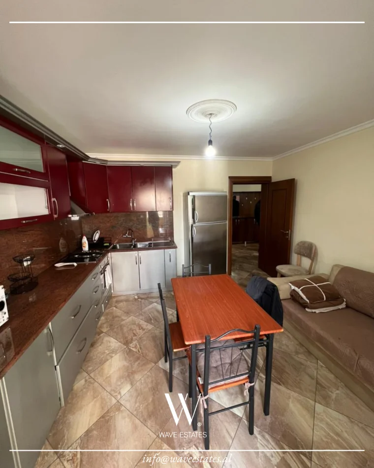 Durres, jepet me qera apartament 2+1 , 90 m² 500 € (Qender)
