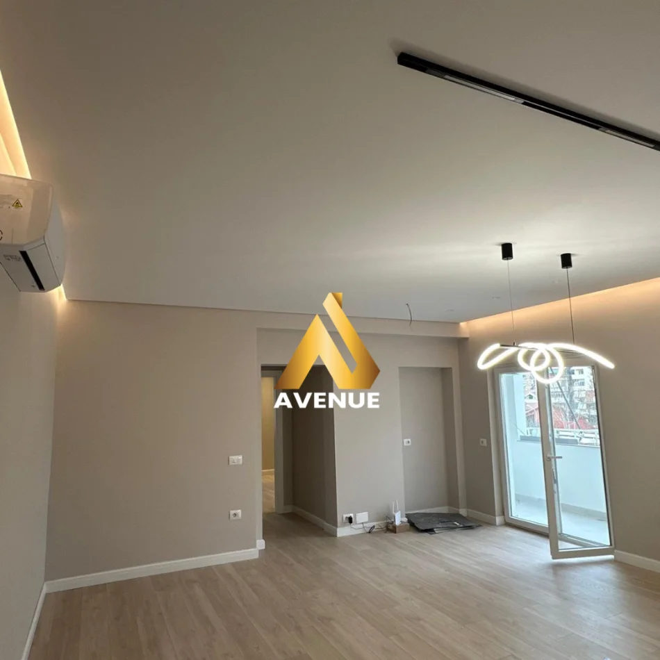 Tirane, jepet me qera apartament 2+1 Kati 3, 105 m² 850 € 